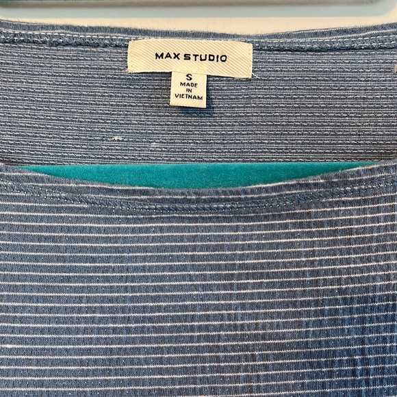 Max Studio | EUC Striped Short-Sleeved Top with Tie Front - Picture 2 of 10